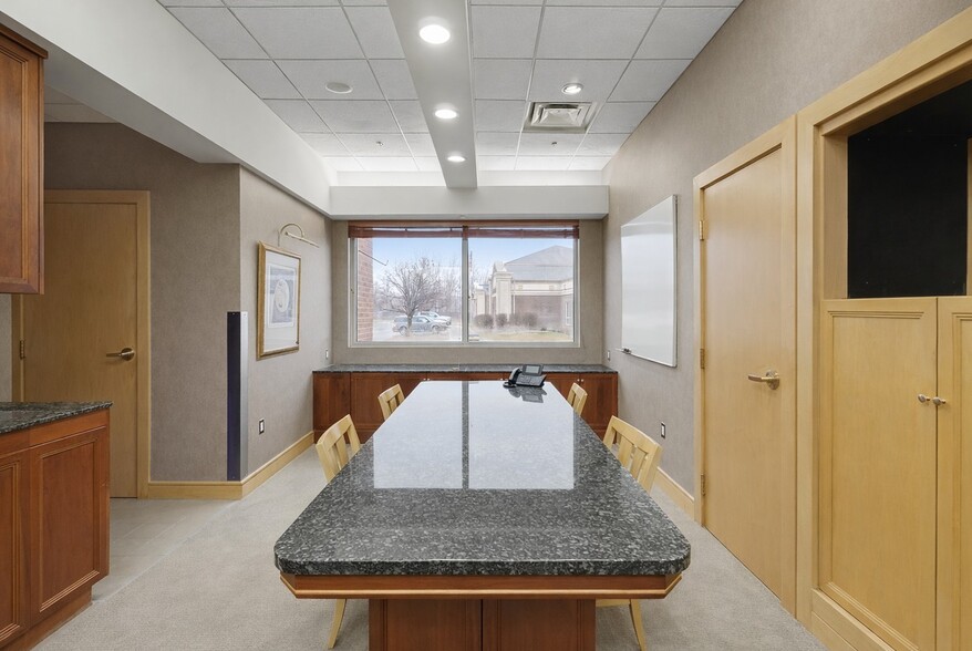 More Photos Of 15555 Silver Pky, Fenton Medical For Sale