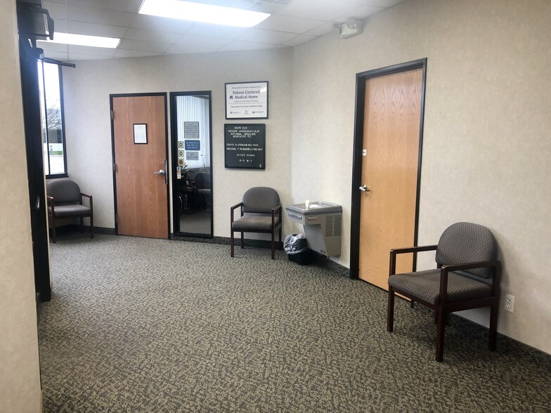 More Photos Of 27472 Schoenherr Rd, Warren Office For Sale