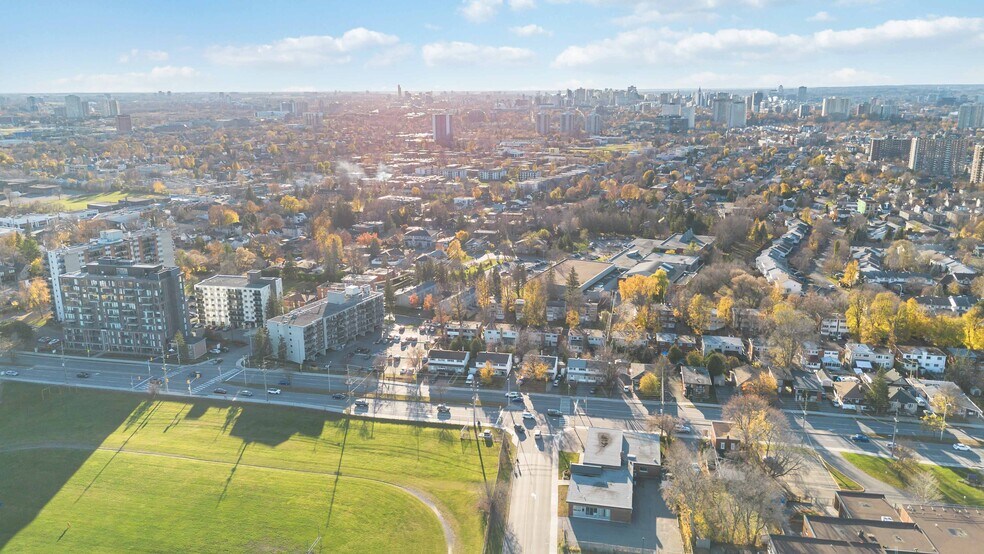 More Photos Of 732 Morin St, Ottawa Apartments For Sale