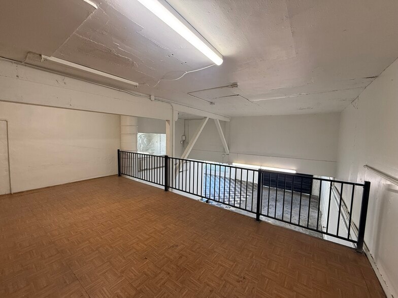 More Photos Of 616 S Amphlett Blvd, San Mateo Auto Repair For Sale