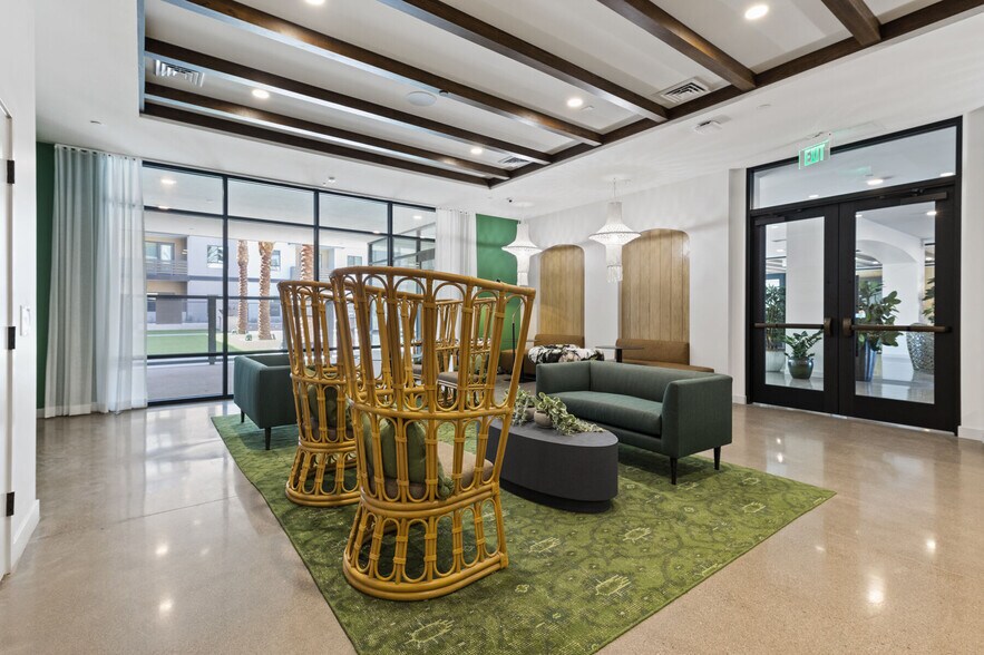 More Photos Of 2040-2060 N Scottsdale Rd, Scottsdale Apartments For Lease