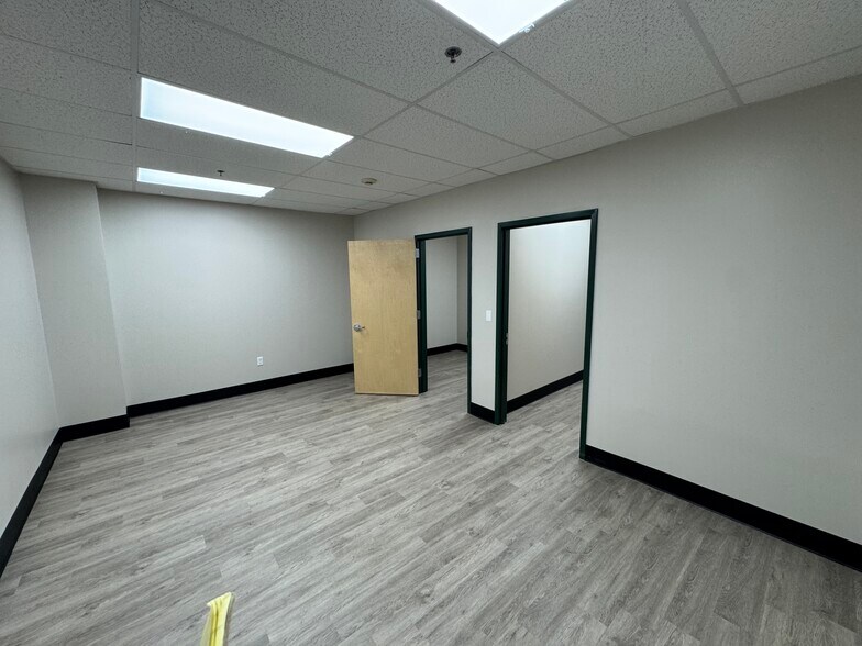 More Photos Of 255 Route 80, Killingworth Office For Lease
