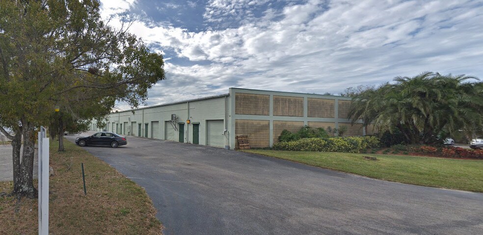 More Photos Of 3734 131st Ave N, Clearwater Warehouse For Lease