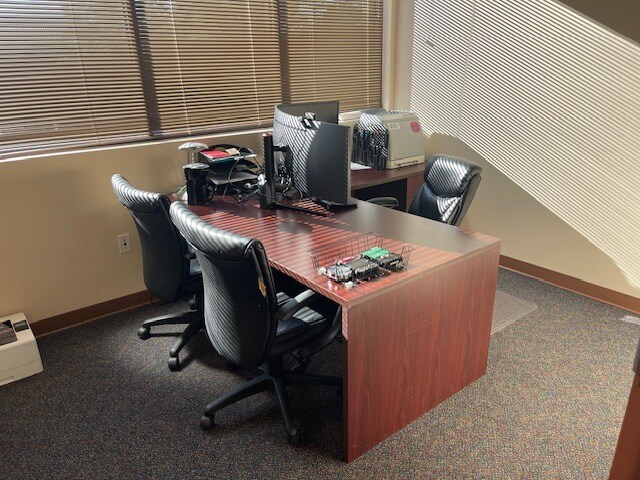 More Photos Of 8871 Ridgeline Blvd, Highlands Ranch Office For Lease