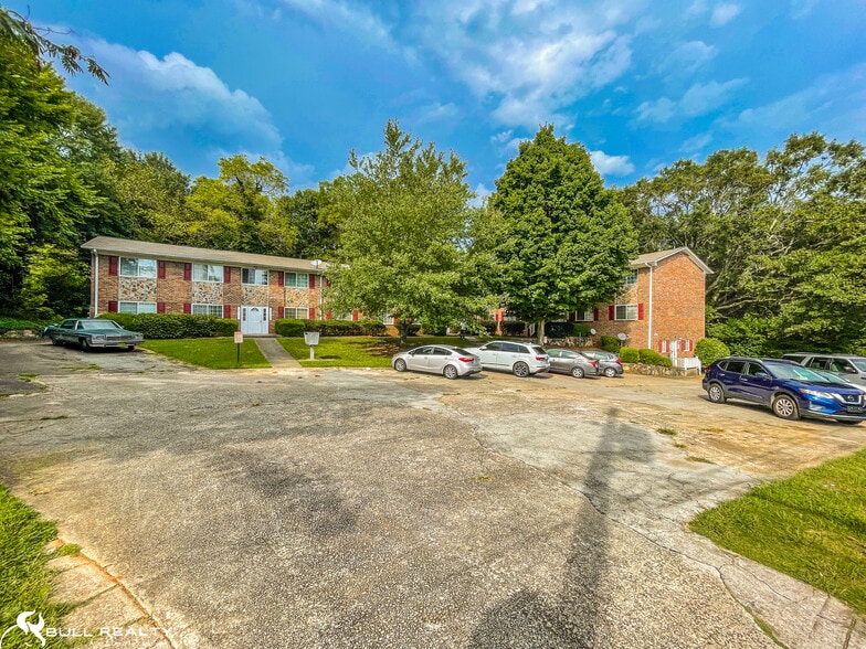 More Photos Of 641 Powder Springs St SE, Smyrna Apartments For Sale