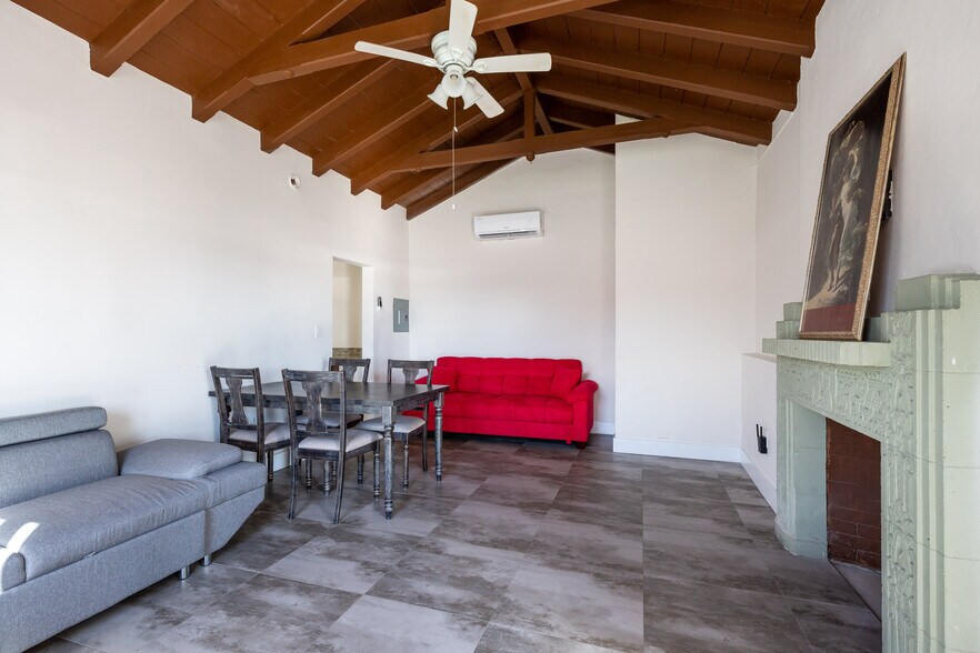 More Photos Of 345 Monroe St, Hollywood Apartments For Sale