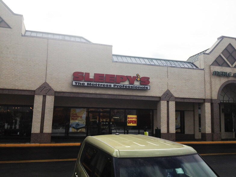 More Photos Of 161-169 Jennifer Rd, Annapolis Unknown For Lease