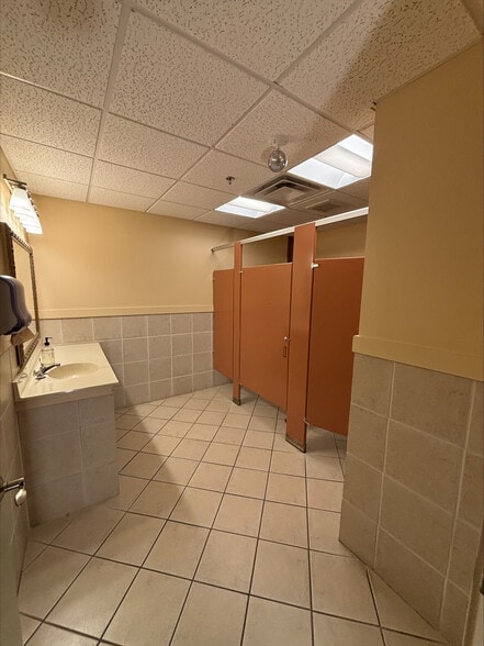 More Photos Of 61-63 Cedar Ave, East Greenwich Medical For Sale