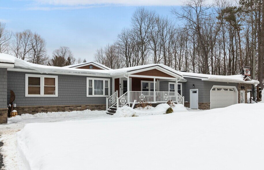 More Photos Of 18 Mckabe Rd, Colton Storefront Retail Residential For Sale