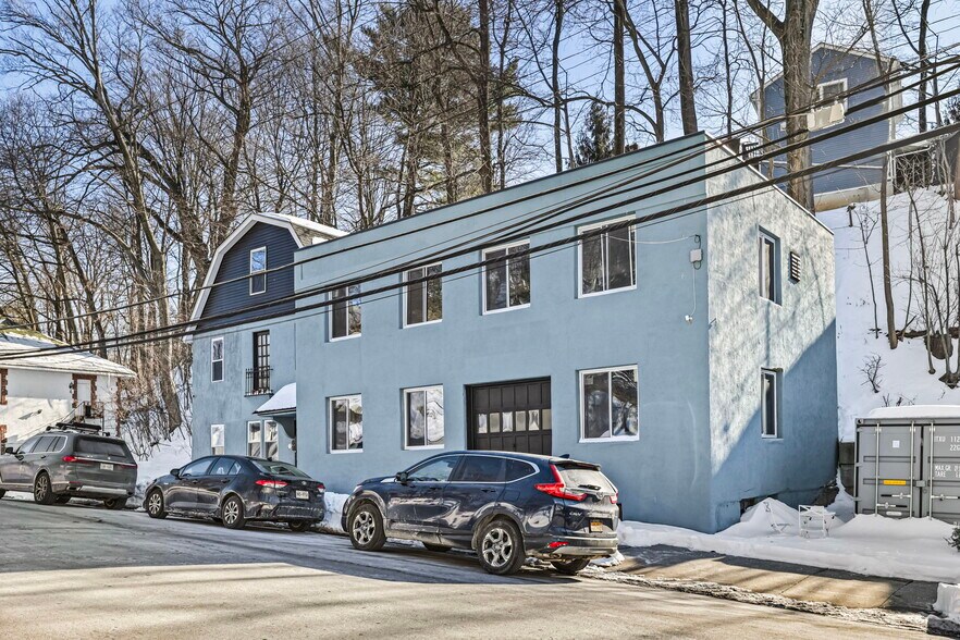 Primary Photo Of 68 Brook St, Croton On Hudson Showroom For Sale