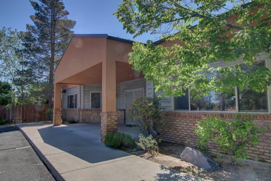 More Photos Of 760 Margrave Dr, Reno Office For Lease