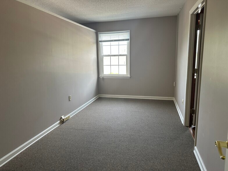 More Photos Of 3643-D Walton Way Ext, Augusta Medical For Lease