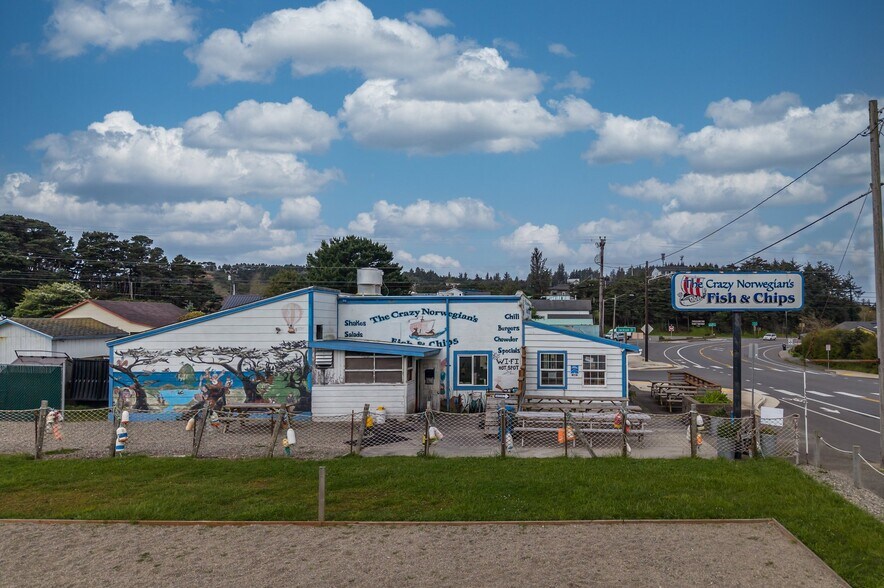 More Photos Of 259 6th St, Port Orford Restaurant For Sale