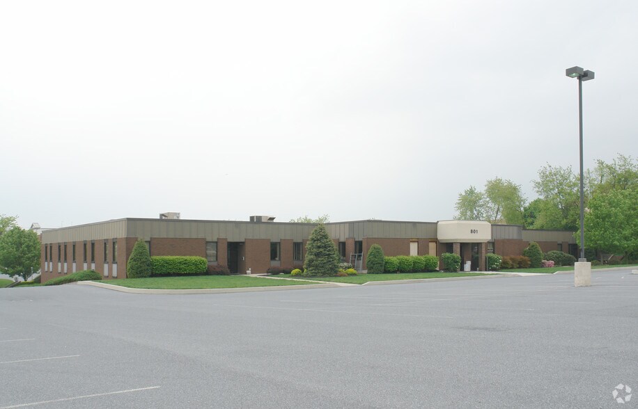 More Photos Of 801 E Park Dr, Harrisburg Office For Lease