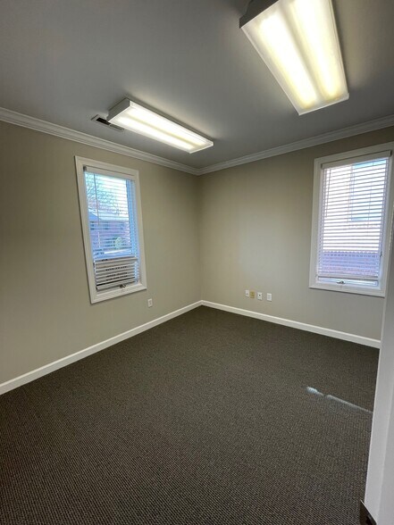 More Photos Of 8378 Six Forks Rd, Raleigh Office For Lease