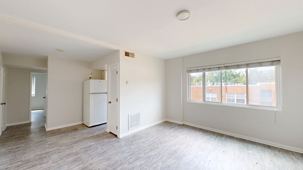 More Photos Of 129 Yuma St SE, Washington Apartments For Sale