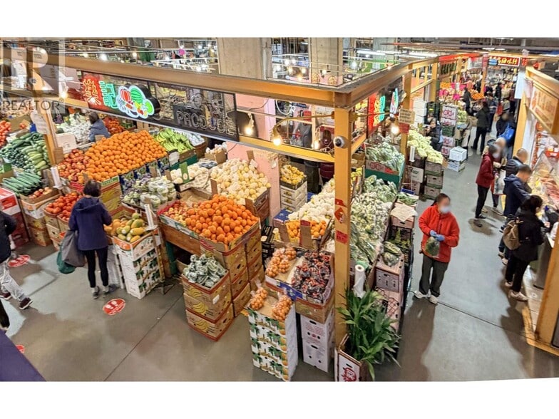 More Photos Of 4500 Kingsway, Burnaby Storefront Retail Office For Sale