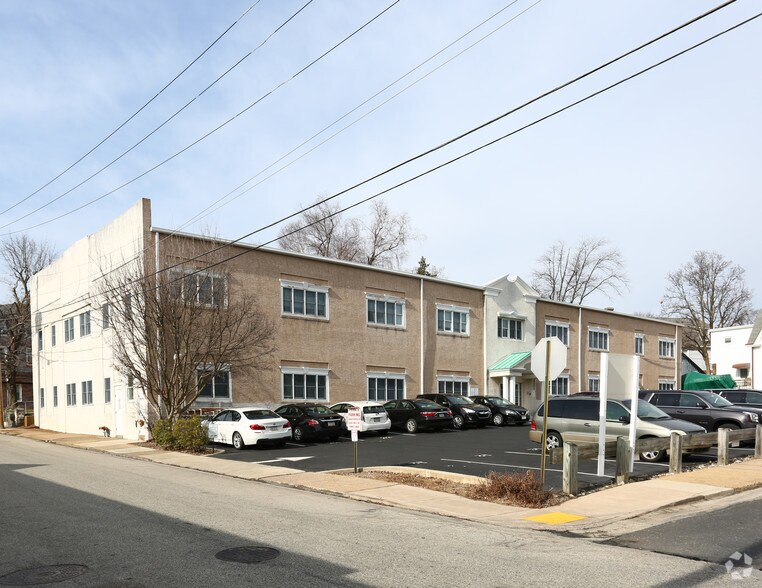 More Photos Of 815 Greenwood Ave, Jenkintown Office For Sale