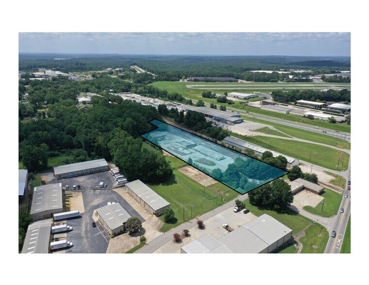 More Photos Of 1121 SW Airport St, Gainesville Land For Lease