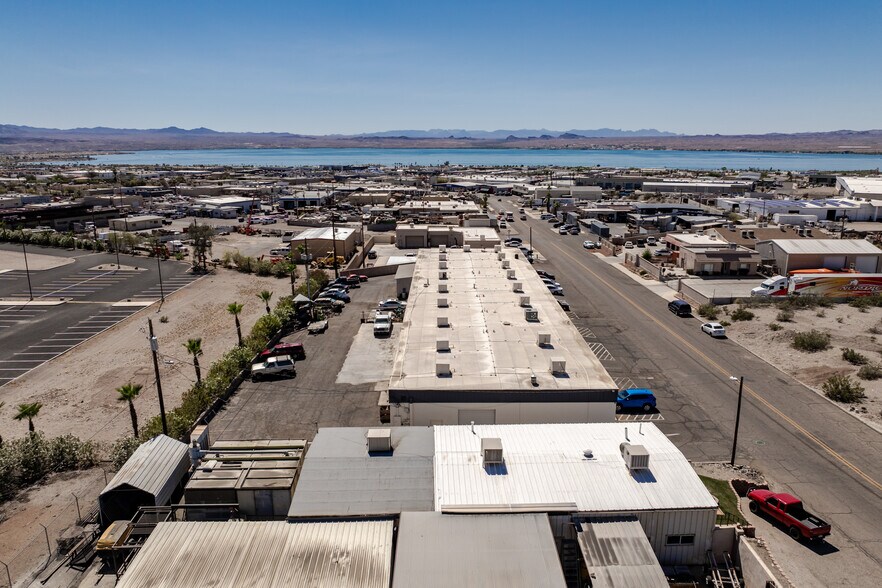 More Photos Of 1950 Commander Dr, Lake Havasu City General Retail For Sale