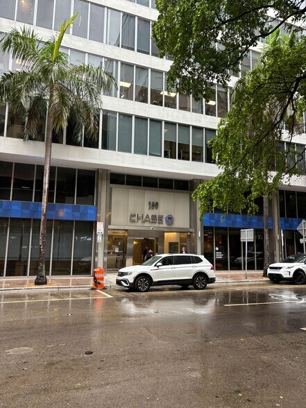 More Photos Of 150 SE 2nd Ave, Miami Office Residential For Lease