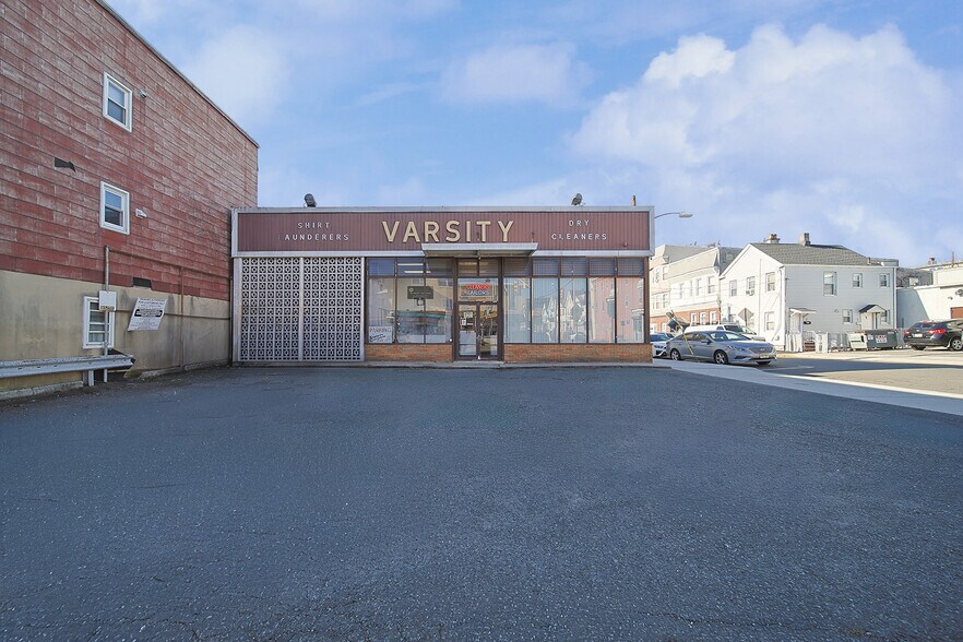Primary Photo Of 214-216 Frank E Rodgers Blvd N, Harrison General Retail For Sale