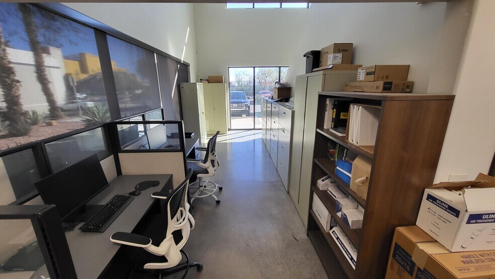 More Photos Of 3326 Ponderosa Way, Las Vegas Warehouse For Lease