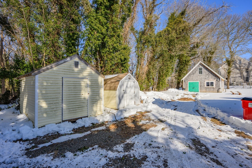 More Photos Of 88, 86A, & 86B MA-6A, Orleans Apartments For Sale