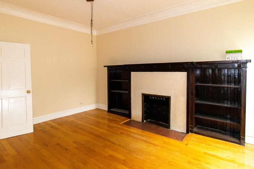 More Photos Of , Chicago Multifamily For Sale