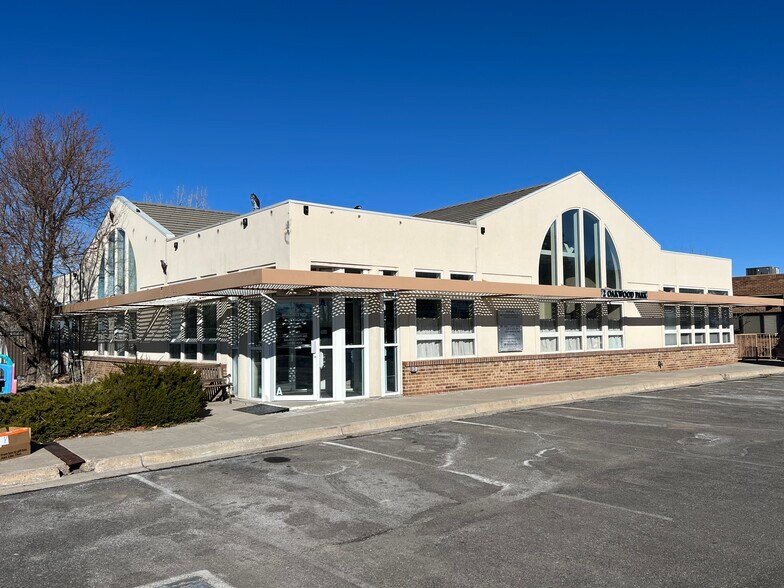 More Photos Of 2 Oakwood Park, Castle Rock Medical For Lease