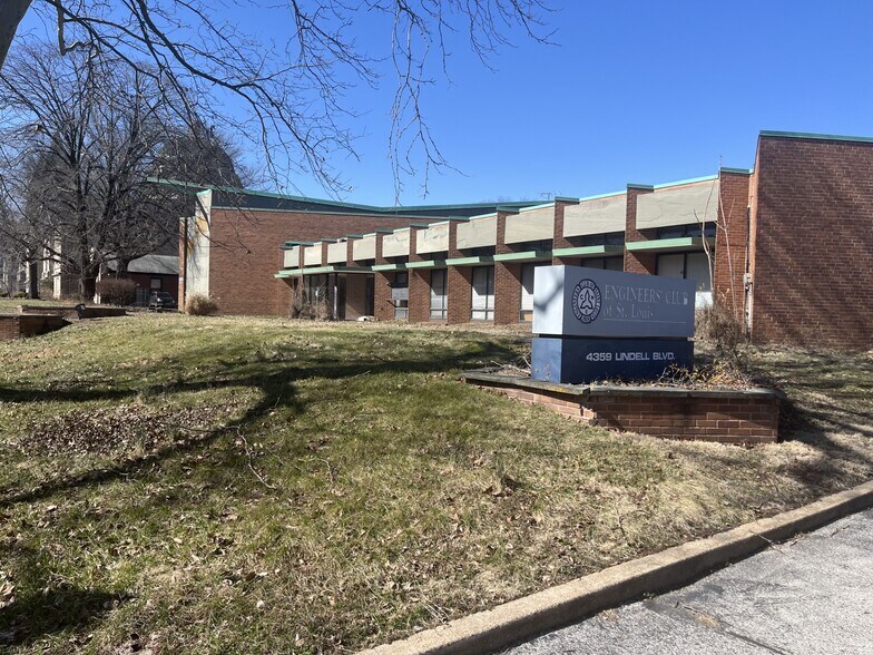 More Photos Of 4359 Lindell Blvd, Saint Louis Office For Sale