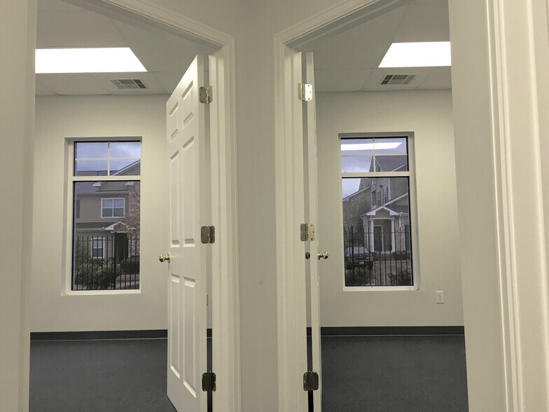 More Photos Of 4780-4782 Woodmere Blvd, Montgomery Medical For Lease