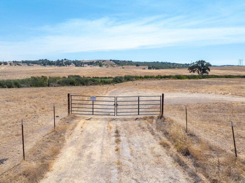 More Photos Of 0 Creston Road, Paso Robles Land For Sale