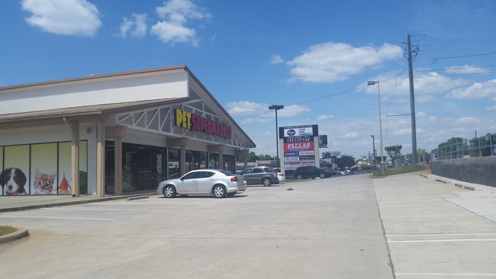 More Photos Of 971 N Hairston Rd, Stone Mountain Unknown For Lease