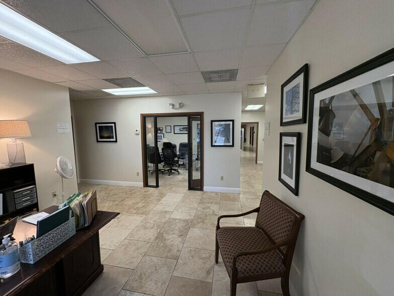 More Photos Of 101 E Roberts Rd, Pensacola Industrial For Sale