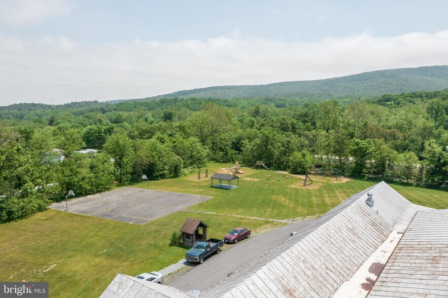 More Photos Of 251 Gore, Gore Schools For Sale