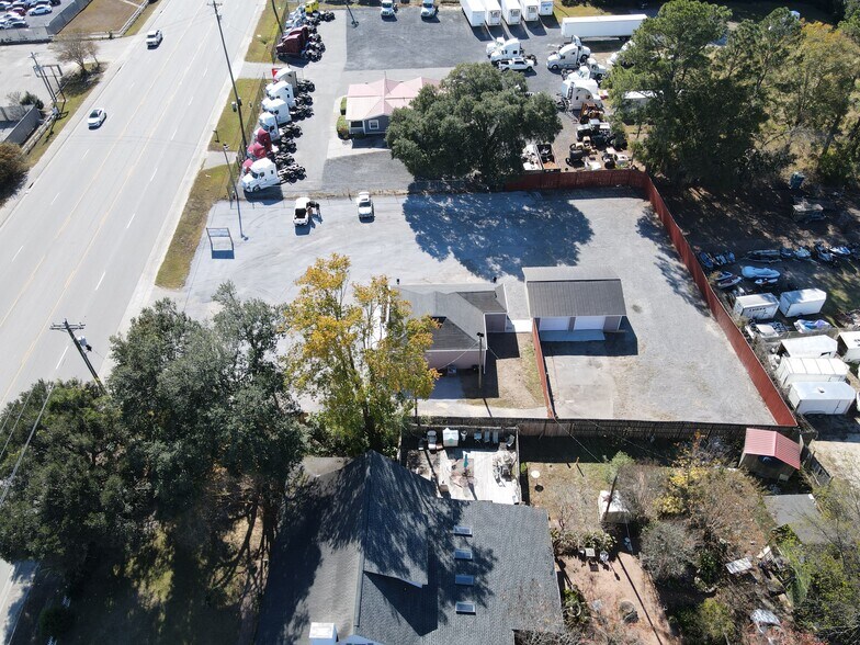 More Photos Of 17A, Moncks Corner General Retail For Sale