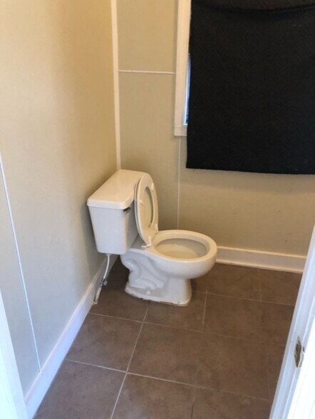 More Photos Of 1088 National St, Memphis Apartments For Sale