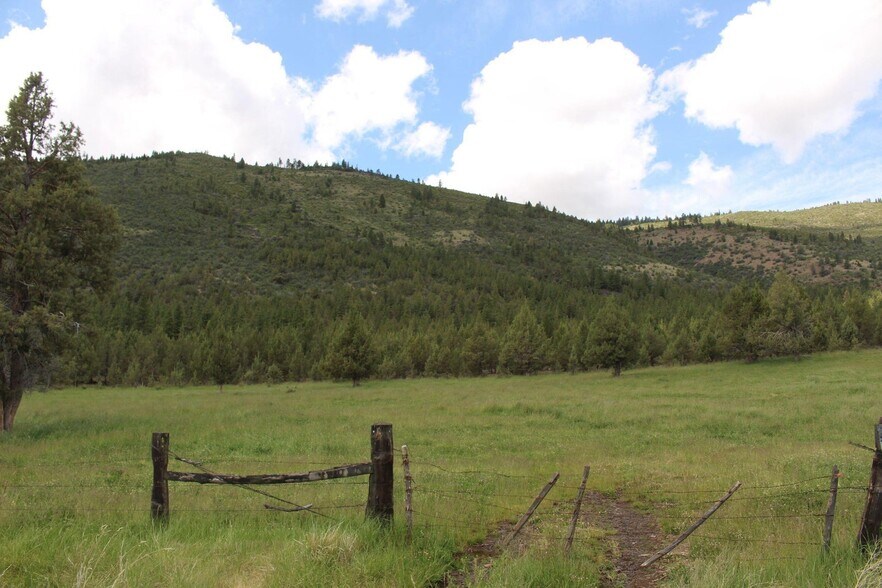 More Photos Of 23411 W Langell Valley Rd, Bonanza Land For Sale