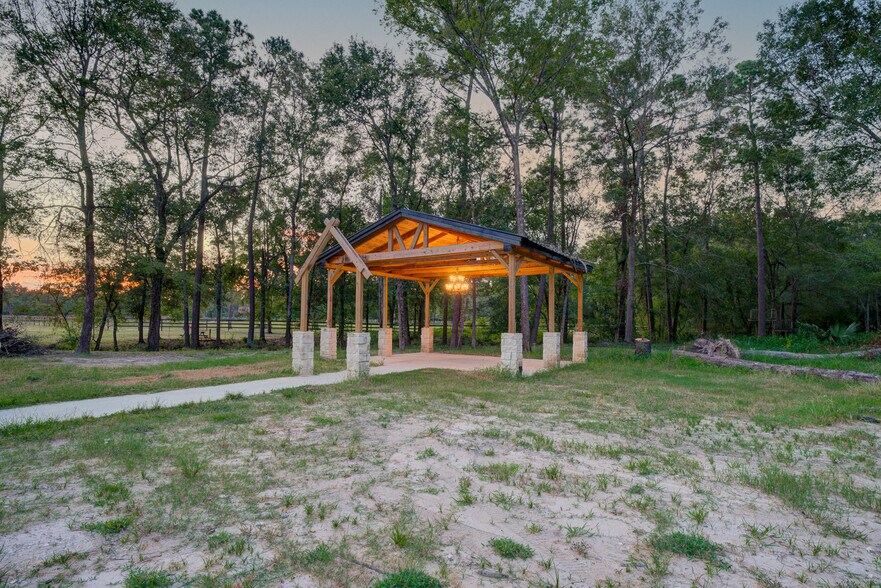 More Photos Of 19323 Belleau Wood Dr, Humble Flex For Sale