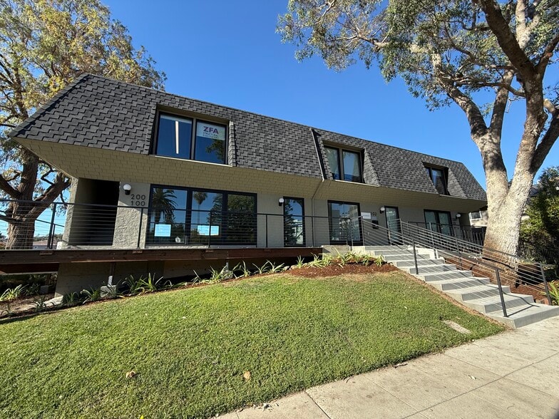 More Photos Of 558 Brewster Ave, Redwood City Loft Creative Space For Lease