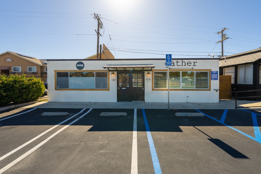 More Photos Of 422 N Coast Highway 101, Encinitas Storefront For Lease