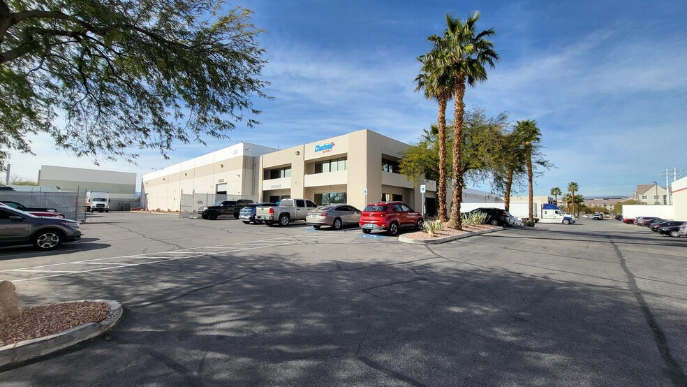 Primary Photo Of 3326 Ponderosa Way, Las Vegas Warehouse For Lease