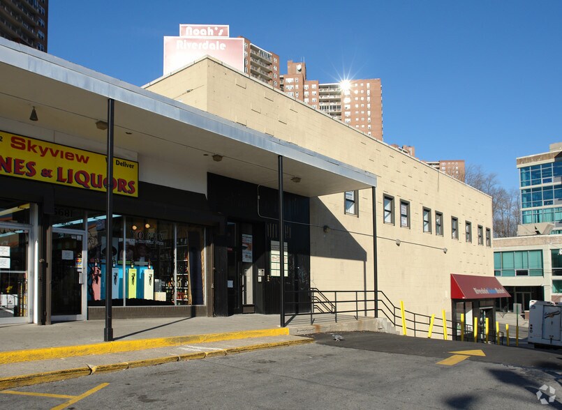 More Photos Of 5683 Riverdale Ave, Bronx Freestanding For Lease