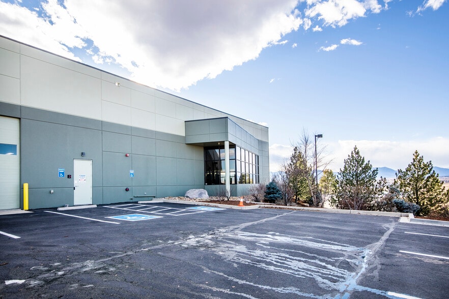 More Photos Of 1460 Overlook Dr, Lafayette Manufacturing For Lease