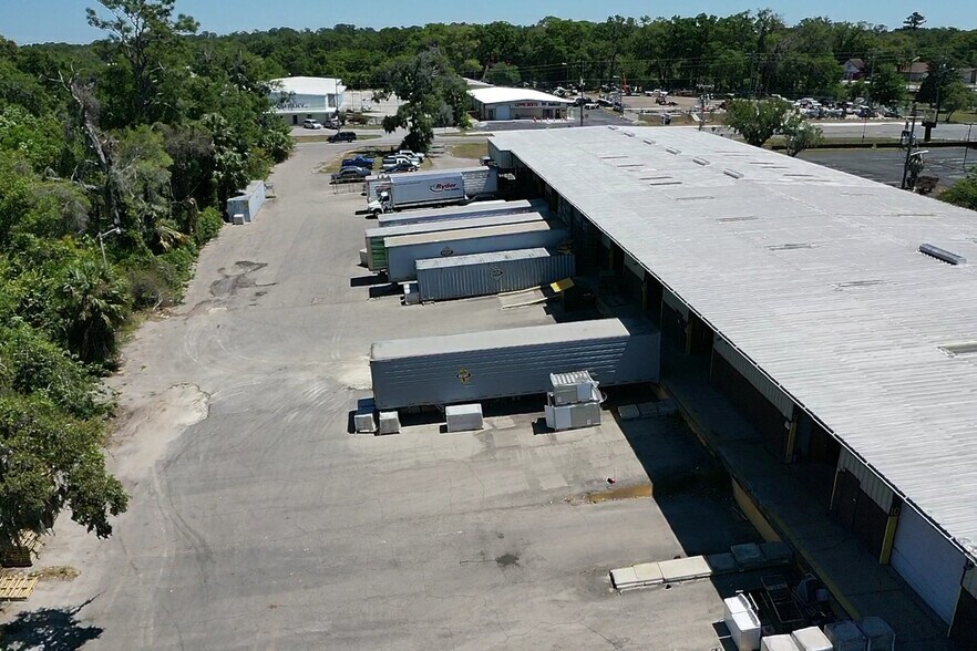 More Photos Of 1426 NE 8th Ave, Ocala Warehouse For Sale