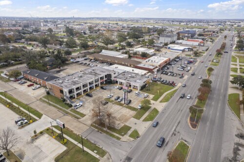 More Photos Of 2401 Veterans Memorial Blvd, Kenner Storefront Retail Office For Sale