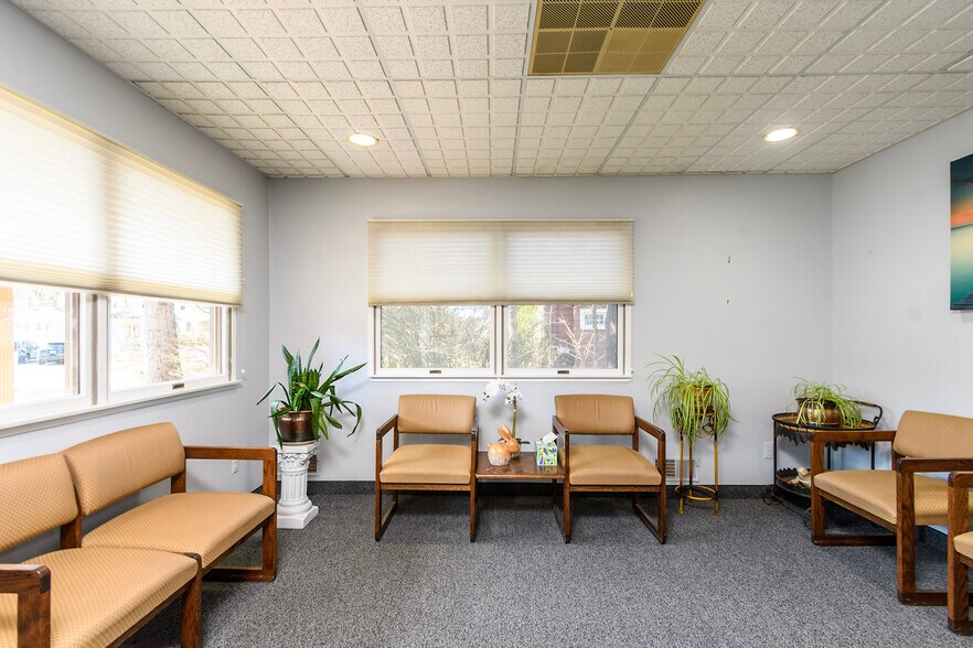 More Photos Of 29 Smull Ave, Caldwell Office Residential For Sale