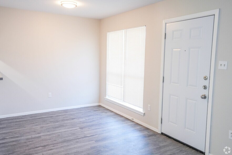 More Photos Of 621 Houston Ave, Jackson Apartments For Sale