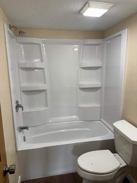 More Photos Of 714 W 10th St, Cozad Apartments For Sale